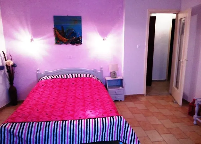 Skiathosrooms-appartments For Holidays *