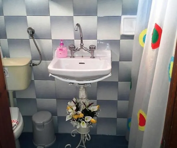 Skiathosrooms-appartments For Holidays