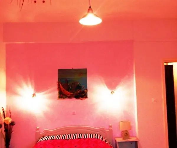 Skiathosrooms-appartments For Holidays